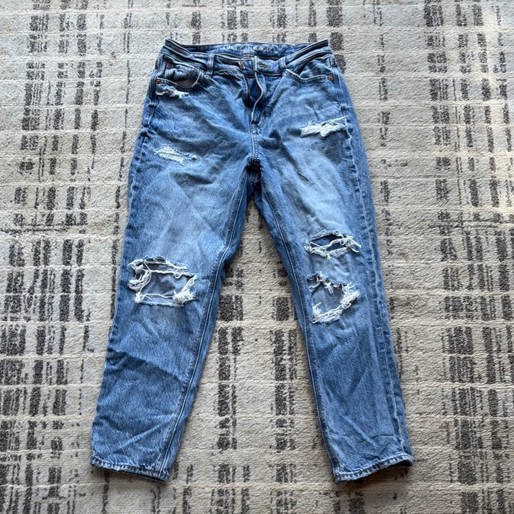 American Eagle Outfitters Blue Distressed Boyfriend Jeans